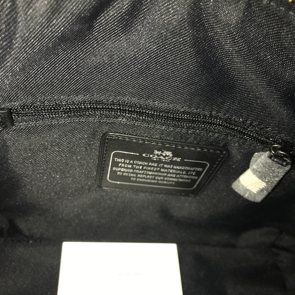 Women's Authentic Coach Purse NWOT - Picture 4 of 6